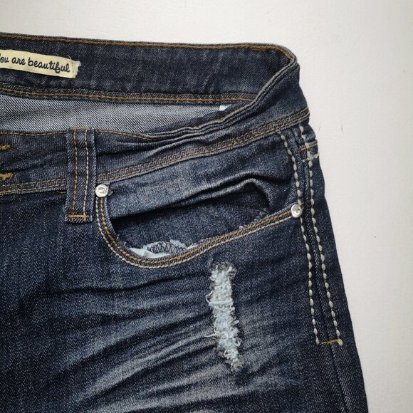 Dollhouse Ladies Size 15 Dark Wash Bootcut Embellished Blue Jeans - Picture 8 of 16